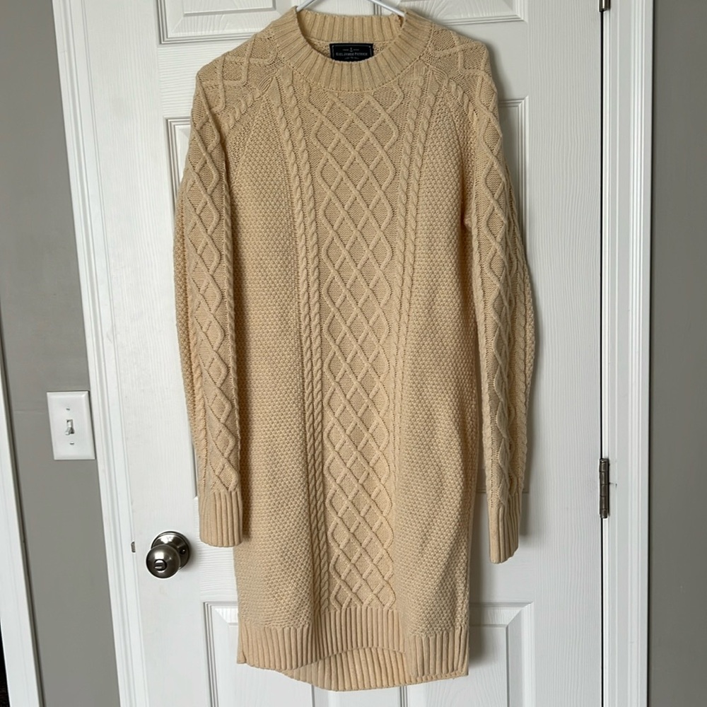 Gorgeous cream cable knit Kiel James Patrick dress Size M